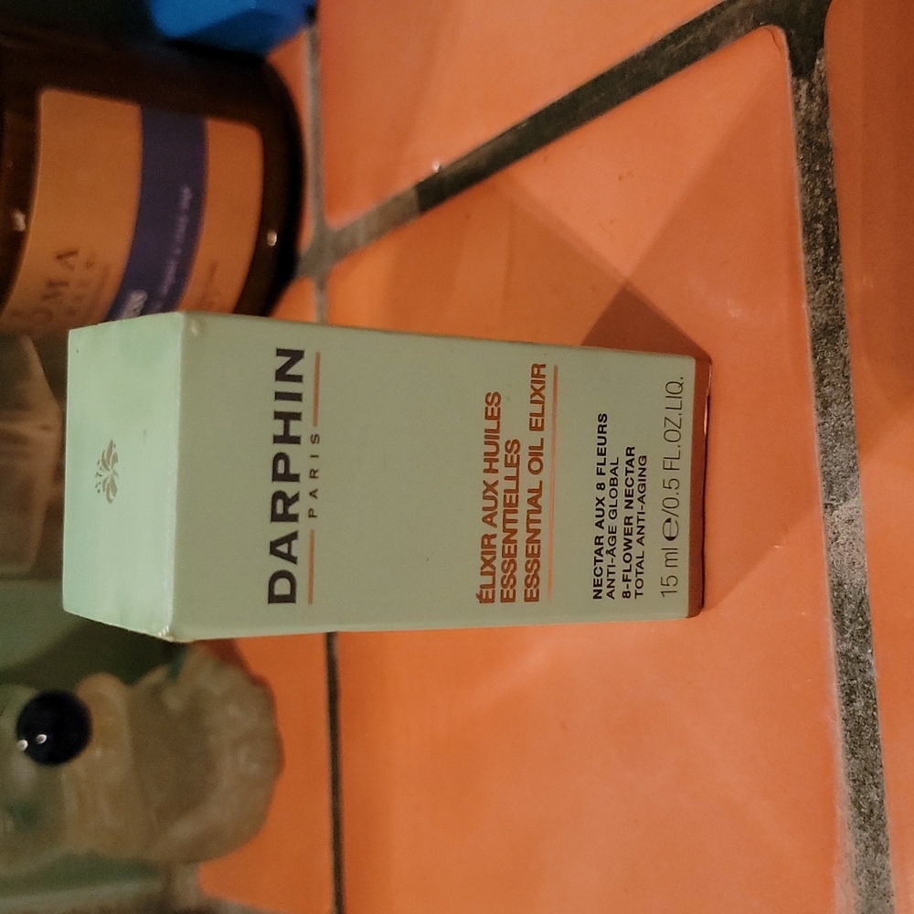 Dauphin Paris Nectar Aux 8 Flowers Oil NWT